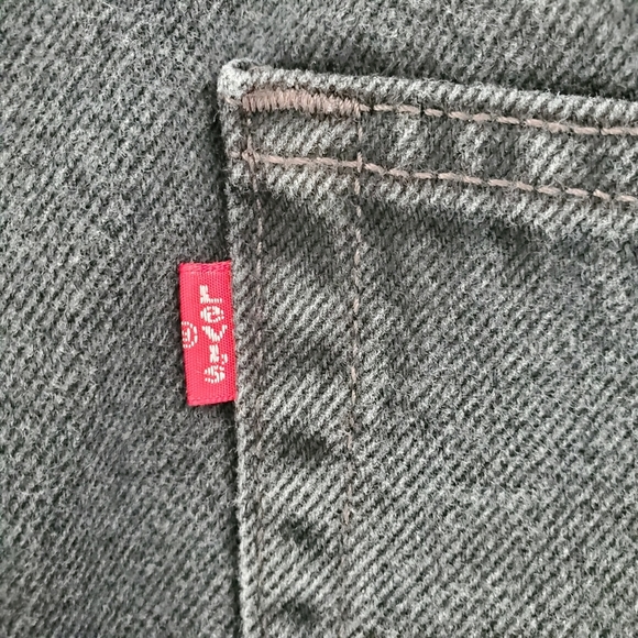 Black Levi's jeans -Relaxed fit 36/30 - Picture 6 of 9